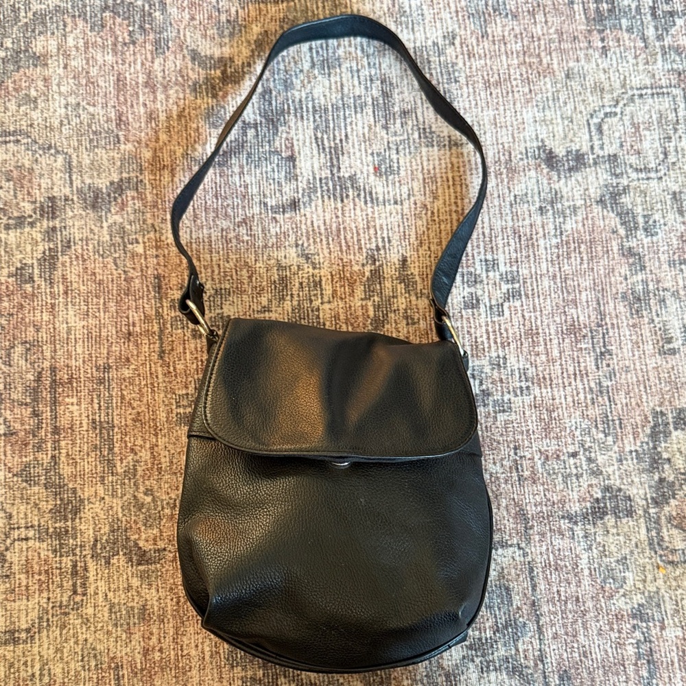 Vintage Fossil Black Pebbled Leather Shoulder Bag